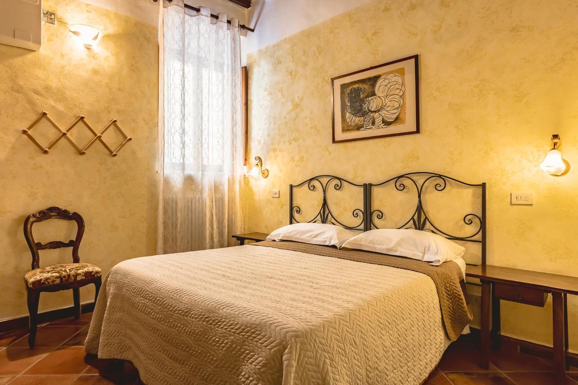 Meuble Evoe Bed & Breakfast Montepulciano Stazione Eksteriør bilde