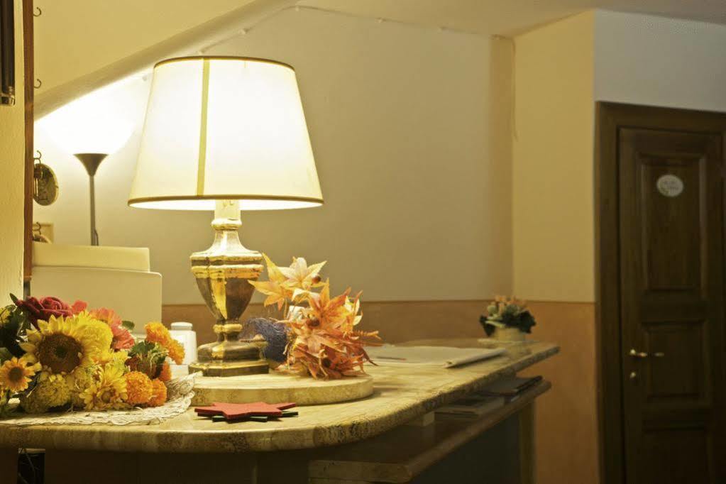 Meuble Evoe Bed & Breakfast Montepulciano Stazione Eksteriør bilde